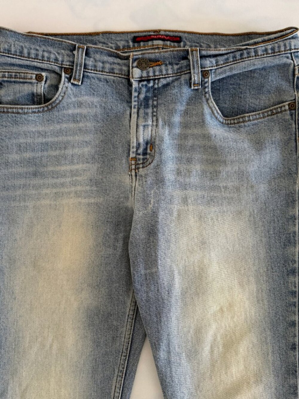 BCBG MAXAZRIA Low Rise Light Stone Washed Denim Jeans - Picture 3 of 8